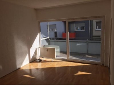 2 1/2 Zimmerwohnung mit Balkon Mannheim Innenstadt