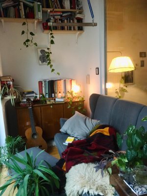 MONTAG-DONNERSTAG Wohnung mit Klavier zu vermieten