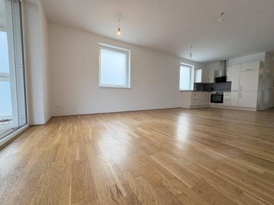 Ausgezeichnete 3 Zimmer Wohnung mit Terrasse und kleinem Eigengarten