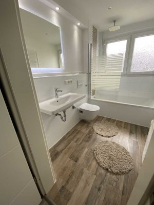 Neuwertige 3-Zimmer-Wohnung mit Balkon und Einbauküche in Hannover