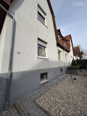 Doppelhaushälfte mit großem Grundstück und Bauplatz
