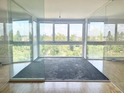 PROVISIONSFREI VOM EIGENTÜMER! LICHTDURCHFLUTETE 3-ZIMMER-WOHNUNG MIT VERANDA!