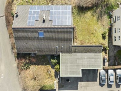 Geräumiges Einfamilienhaus mit 459,01 qm Wohn/Nutzfläche