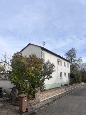 Zweifamilienhaus von Privat in Lingenfeld