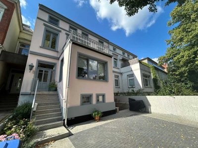 Gehoben sanierte Dachgeschosswohnung in zentraler Lage