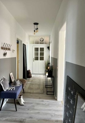 Erstbezug nach Sanierung mit EBK: schöne 4-Zimmer-Wohnung im Altbau in Aschaffenburg