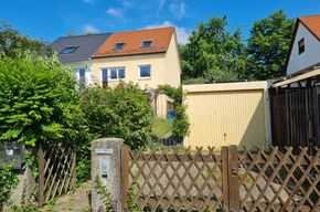 Doppelhaushälfte mit 6 Zimmern und großem Grundstück in ruhiger Lage