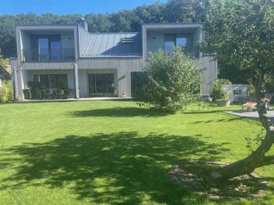 Wunderschönes Architekten EFH mit Einliegerwohnung in Waldrandlage