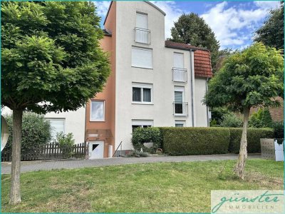 Schöne, zentral gelegene Dachgeschosswohnung mit Loggia und Tiefgaragenstellplatz in Unna