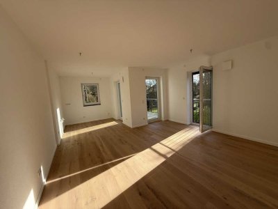 Neubau-Erstbezug: Hochwertig ausgestattete 2-Zi. Wohnung mit Balkon und Garage in Unterschleißheim