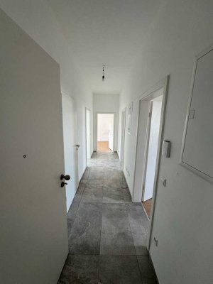 Exklusive 3-Zimmer-Wohnung mit Balkon in Bruchsal