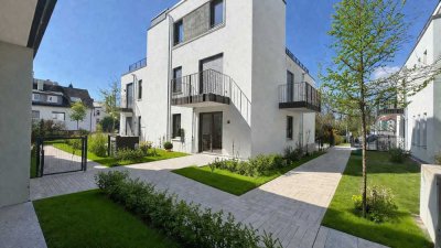 Lichtdurchflutetes Penthouse mit direktem Wohnungsaufzug und vier Zimmern
