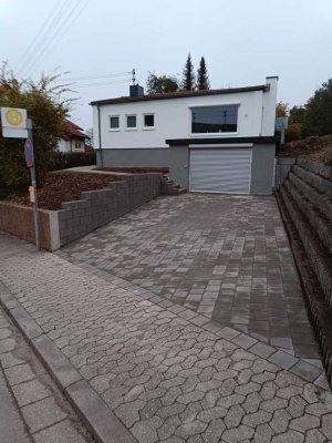 Sofort nutzbarer freist. Bungalow in ruhiger Lage, komplett renoviert