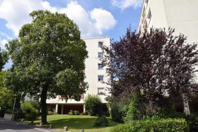 Helle 2-Zimmer-Wohnung mit Balkon und Stellplatz direkt in Königstein