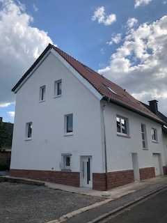 COMPLETELY RESTORED SINGLE FAMILY HOUSE IN QUIET LOCATION!