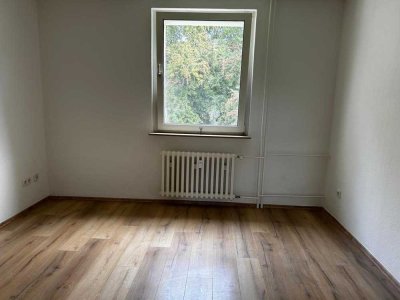 Geräumig wohnen auf 3 Zimmer!