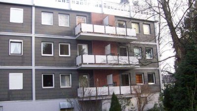 Schönes möbliertes 1. Zi. Ap. gegenüber vom Hockey Park