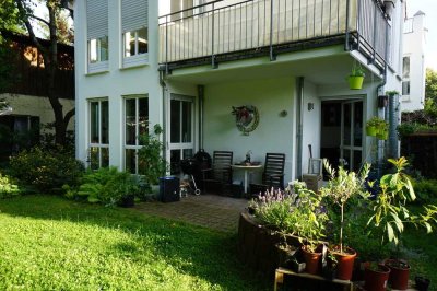 Gut vermietete Gartenwohnung mit Tiefgarage in ruhiger Haarer Wohnlage zu verkaufen EG + Souterrain