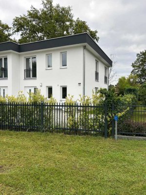 Licht, Luft, Grün - Sonnige Doppelhaushälfte mit Luftwärmepumpe und großem Garten