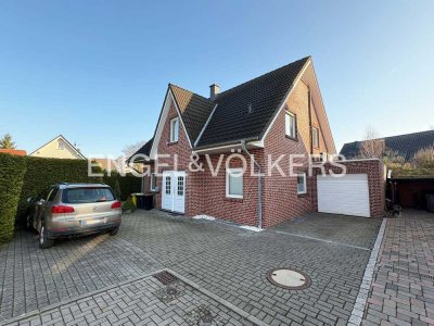 Einfamilienhaus mit großem Garten in ruhiger Lage