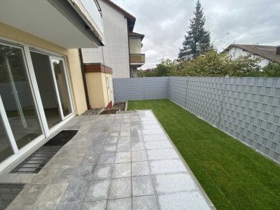 Hochwertige Doppelhaushälfte in Karlsdorf-Neuthard