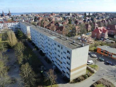 Renovierte 2 RWE mit Balkon und Einbauküche