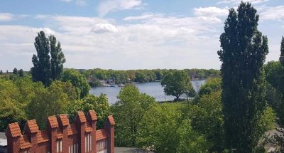 Penthouse im Erstbezug I Wasserblick I 50m² Dachterrasse