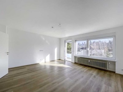 Erstbezug nach Sanierung - Charmante 3-Zimmer-Wohnung mit Balkon in Kronberg-Schönberg