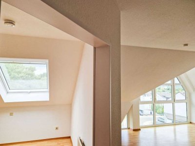 freie 2-Zimmer-Wohnung im Dachgeschoss plus Tiefgaragenstellplatz in ruhiger Lage von Langerwehe