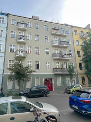 Provisionsfrei - Helle Dachgeschosswohnung | Light-flooded attic apartment