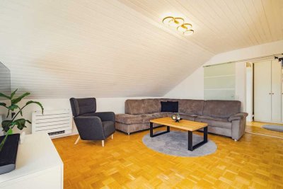 Moderne 3-Zi DG-Wohnung mit Klima, Kandelblick, Balkon und Garage