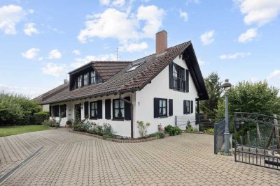 Traumhaftes Einfamilienhaus im modernen Landhausstil mit gehobener Ausstattung und toller Aussicht