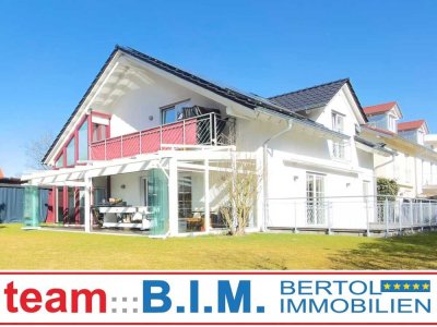 Hochklassiges Einfamilienhaus mit Pool und außergewöhnlich privatem Grundstück