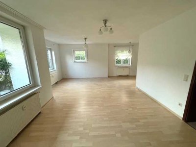 Die erste gemeinsame Wohnung: Gemütliche 2-Zimmer-Whg. mit Terrasse im Zentrum von Rösrath