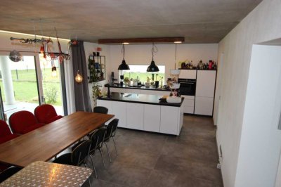 exklusives Einfamilienhaus in schöner Lage - 675