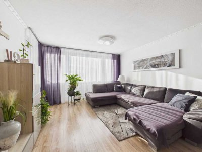 Wohnen mit Komfort: Hochwertige 4-Zimmer-Wohnung mit Einbauküche, Balkon & Garage in Regensburg!