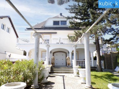 Repräsentative Villa am Schafberg mit Gartenidylle und Weitblick