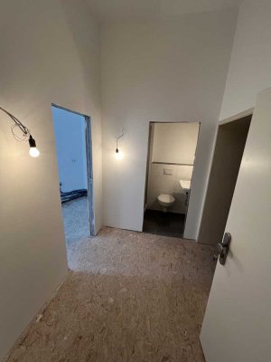 Erstbezug nach Sanierung-Morderne Single-Wohnung