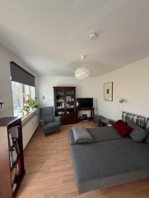 gemütliche 1-Raum-Wohnung mit Einbauküche, Duschbad, Balkon, Keller und Stellplatz mgl.