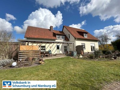 Ein- bis Zweifamilienhaus auf schönem Grundstück