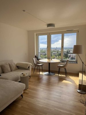 Exklusive 2-Zimmer-Loft-Wohnung im 16.Stock mit Balkon und EBK in Berlin Neukölln