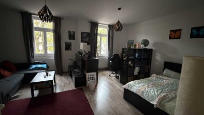 1,5-Zimmer Wohnung im 2. OG in Karlsruhe Südstadt
