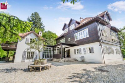 Zeitlose Eleganz im Wienerwald – Historische Villa mit Nebengebäuden auf Traumgrundstück mit Outdoorpool und Waldsauna