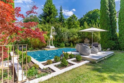 Möblierte Design-Villa mit Wellnessbereich - Innen- und Außenpool in Grünwald
