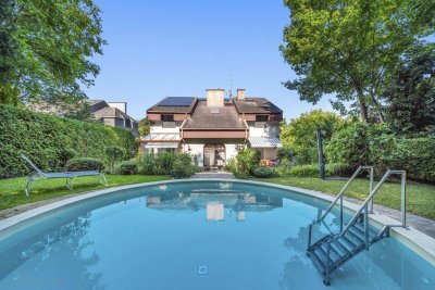 WOHNEN &amp; ARBEITEN UNTER EINEM DACH – ARCHITEKTEN-VILLA MIT ORDINATIONSBEREICH, POOL &amp; GARTEN IN PERCHTOLDSDORF ZU KAUFEN!