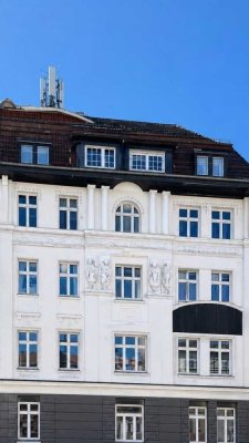 Dachgeschoss-Kapitalanlage mit Entwicklungspotenzial in Babelsberg Süd-Provisionsfrei