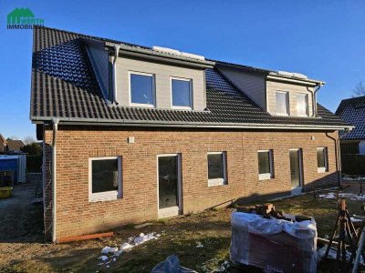 Doppelhaushälfte,  ca. 110 m², 5 Zimmer, 2 Bäder inkl. PV-Anlage und LWP