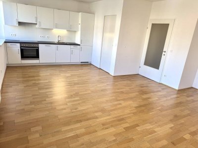 Q4 Mariahilf - Moderne Wohnung mit Tiefgarage &amp; U-Bahn vor der Tür (U4/U5/U2)