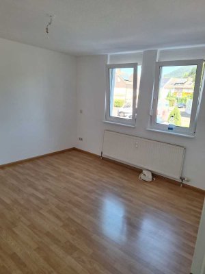 Helle 2 Zimmer Wohnung mit Terrasse