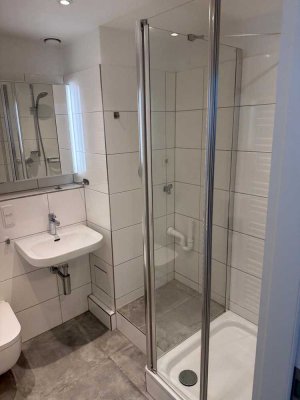 Sehr schöne helle 1-Zimmer-Wohnung in Köln-Rodenkirchen-Mietzeitraum vom 01.06.2026 - 31.12.2027